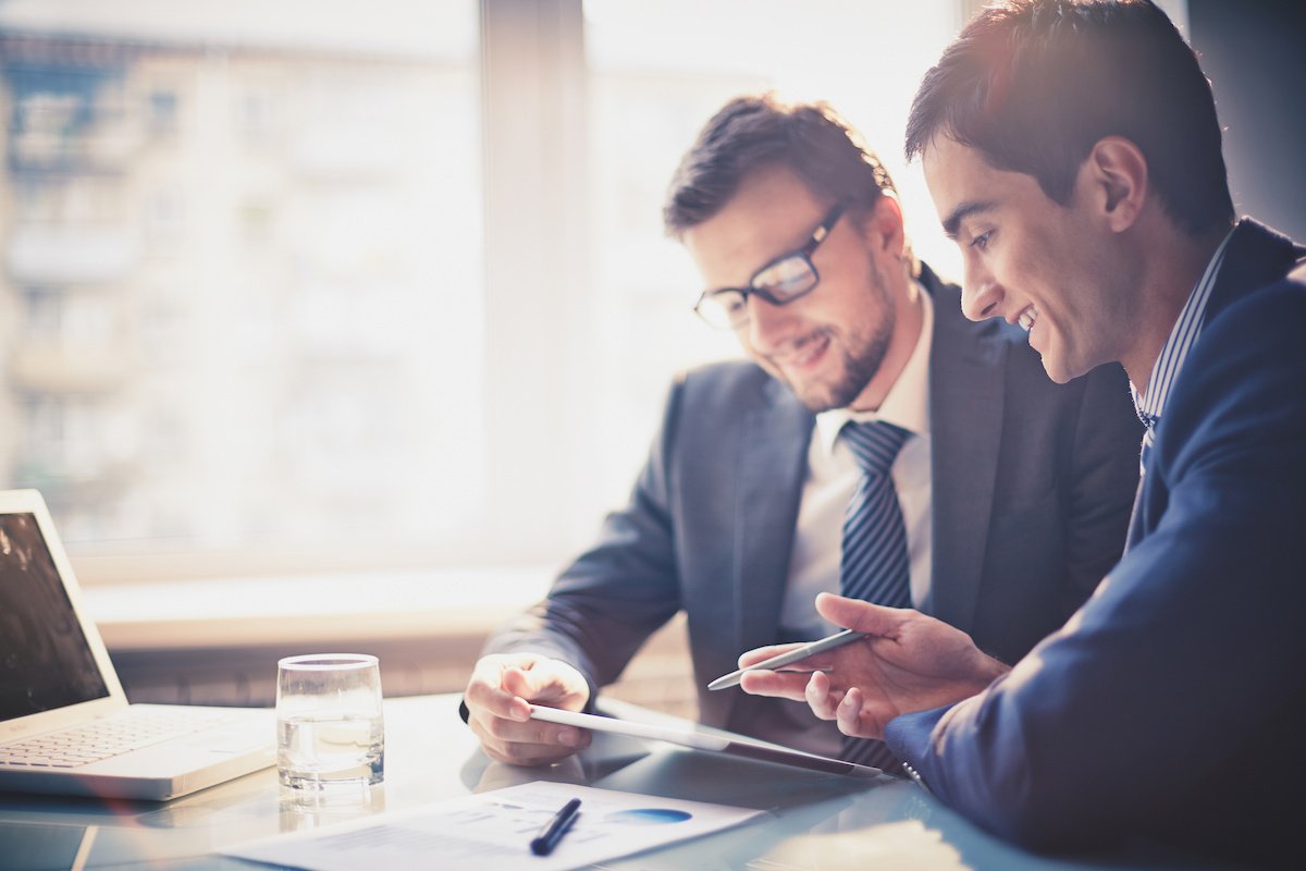 kelowna mortgage broker discusses interest rates